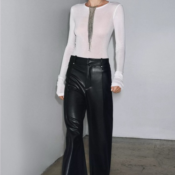 ZW COLLECTION FAUX LEATHER TAILORED WIDE LEG PANTS. Size M - Picture 3 of 9